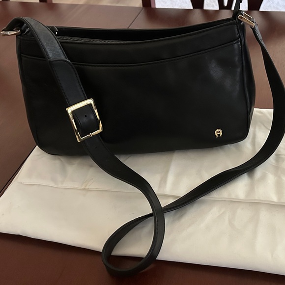 Etienne Aigner Black Leather Shoulder Bag with Gold Accents - Picture 1 of 1